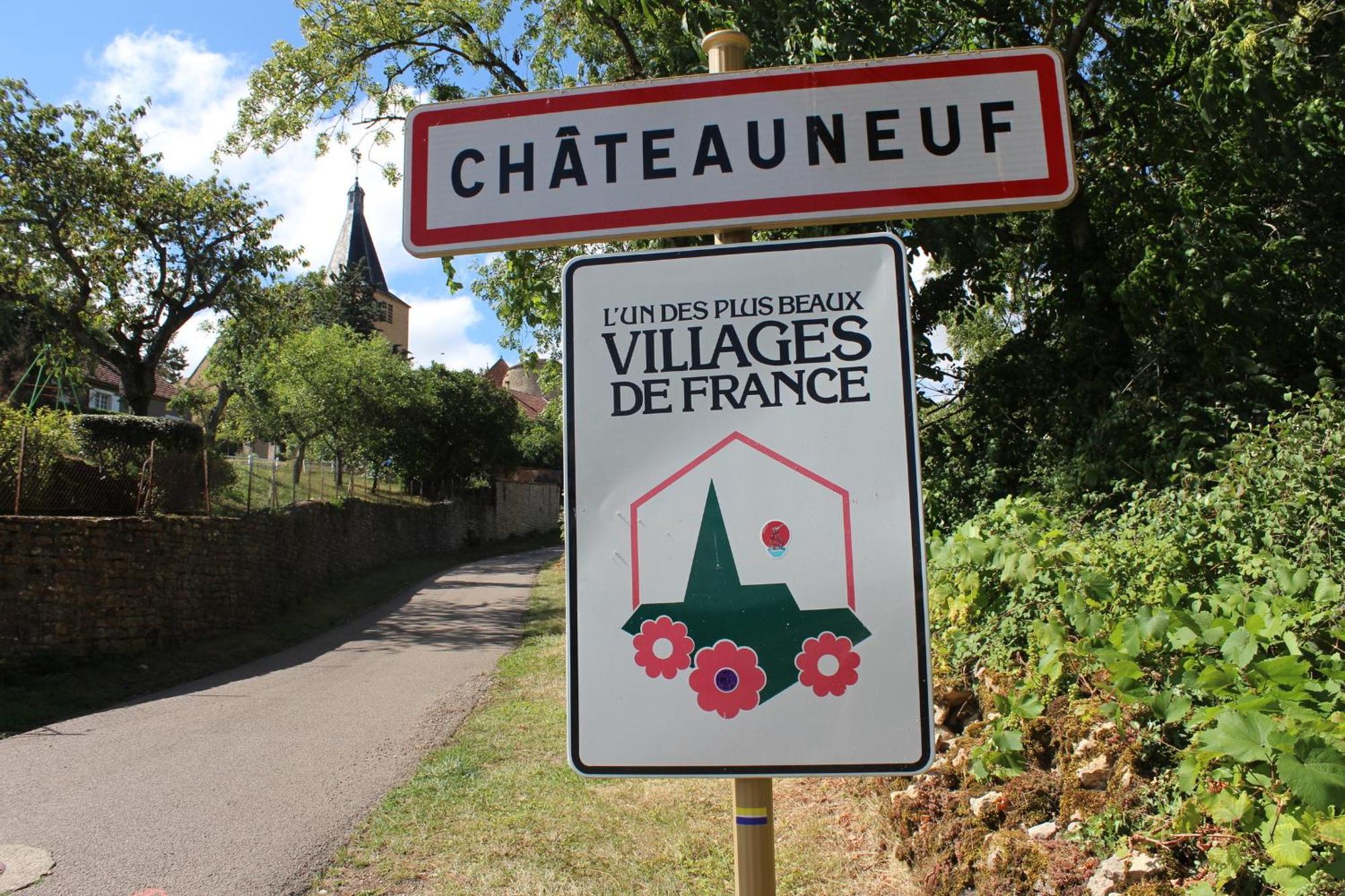 Chateauneuf Suites Exteriör bild