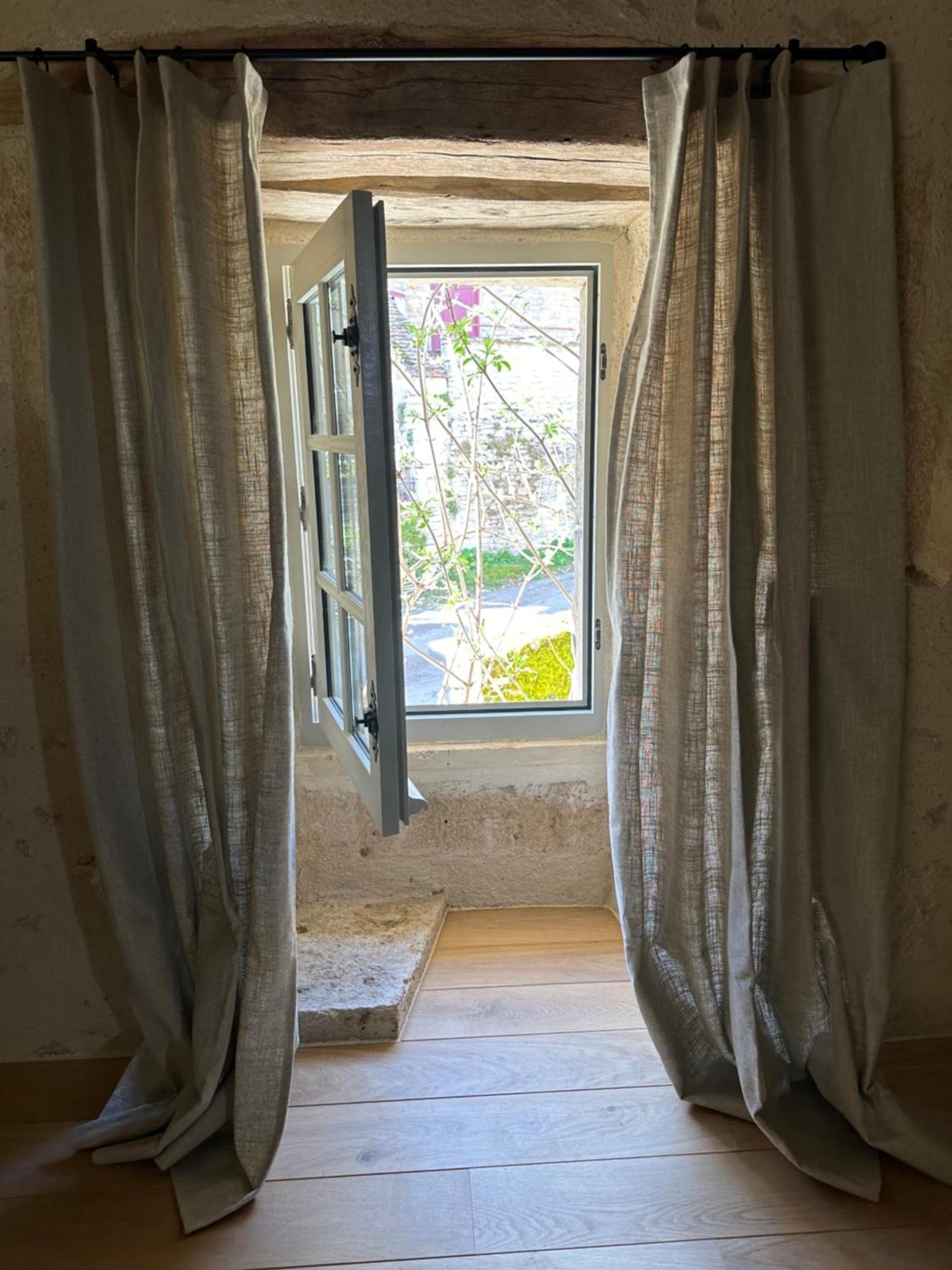 Chateauneuf Suites Exteriör bild