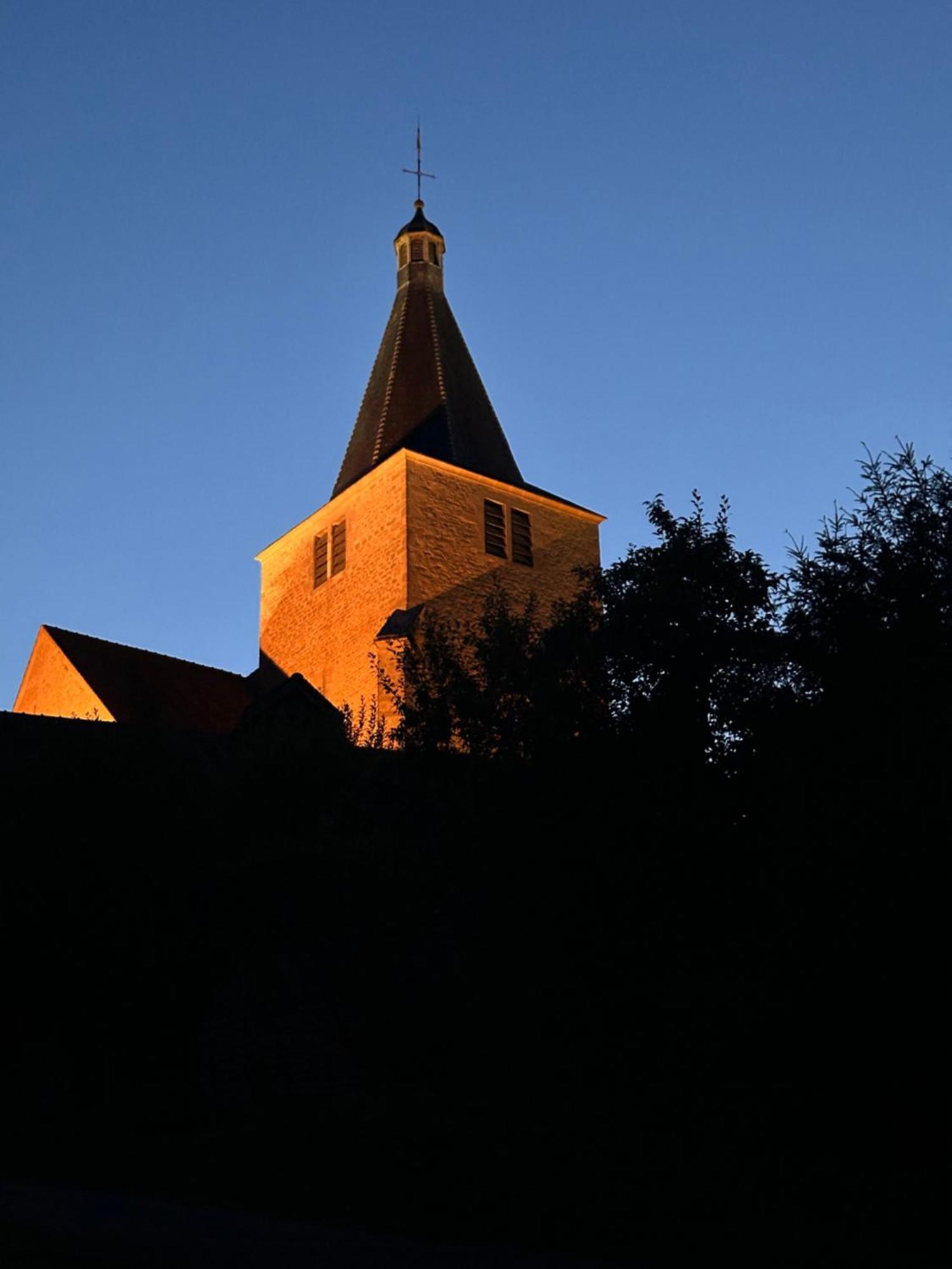 Chateauneuf Suites Exteriör bild